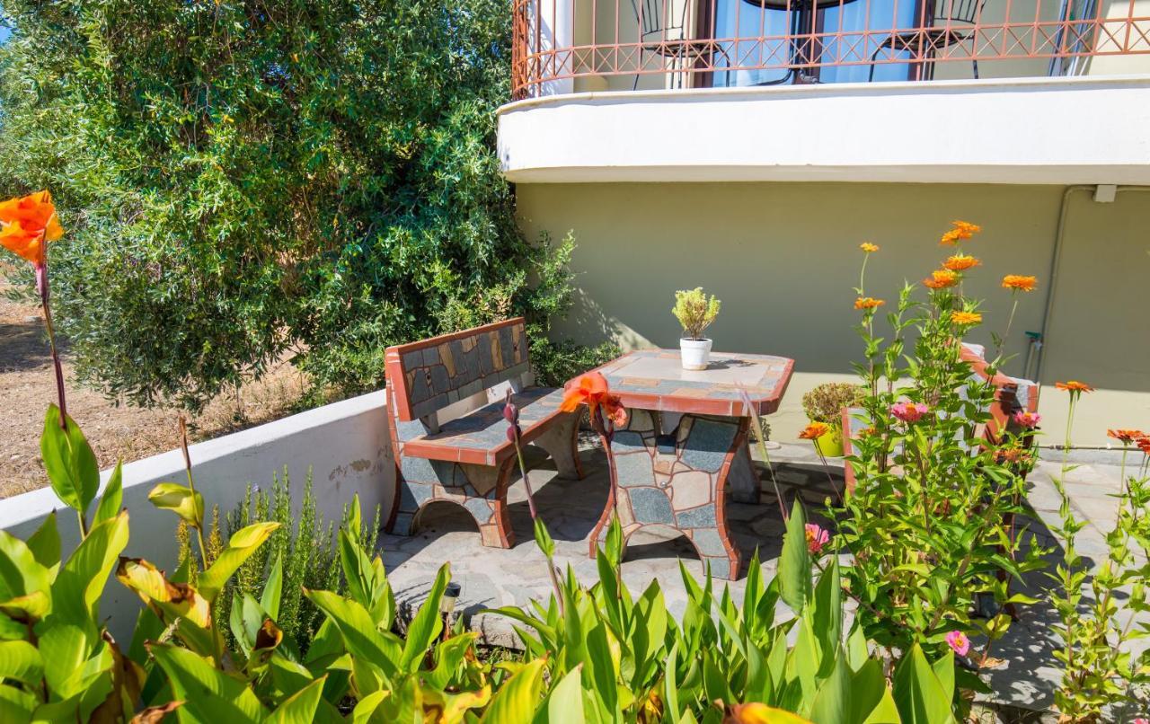אסטריס Villa Oliva מראה חיצוני תמונה